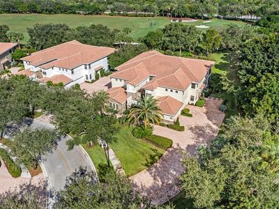 7683 Old Thyme Ct #8C