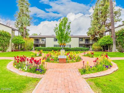 2820 E 6th St UNIT 123