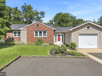 Property at 2002 Lenhart Rd, Hatfield, PA
