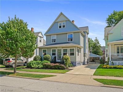 1639 Rosewood Ave