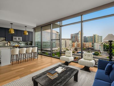 1212 Laurel St APT 609