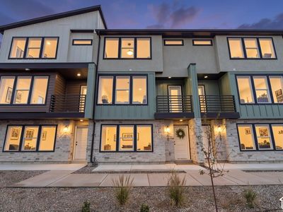140 E Chambord Ct S