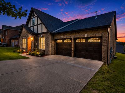 375 Irvine Ln