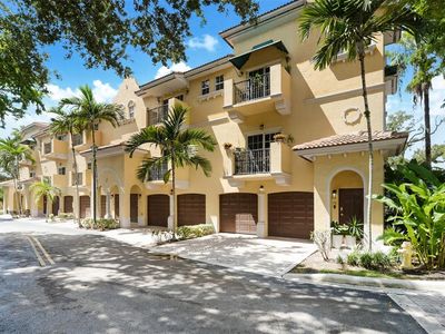 2544 SW 14th Ave #105