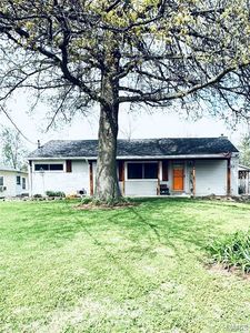 Property at 733 Lake Dr, Herculaneum, MO
