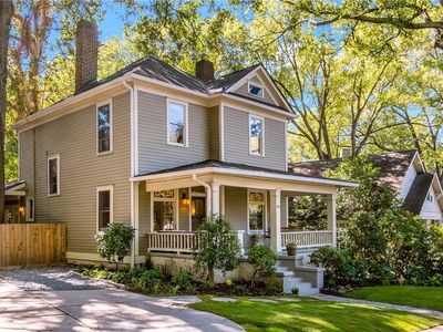 495 Greenwood Ave NE