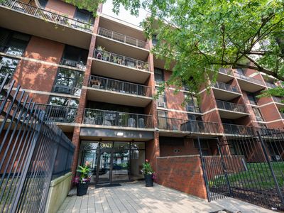 3021 S Michigan Ave Unit 305