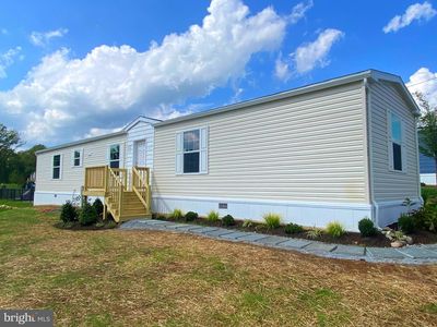 251 Gunner Ln
