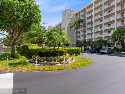 7290 Kinghurst Dr UNIT 201