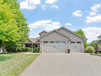 13012 Oakwood Dr