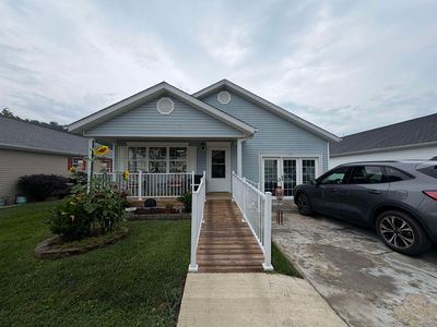 Property at 105 Palm Dr, Huntington, WV