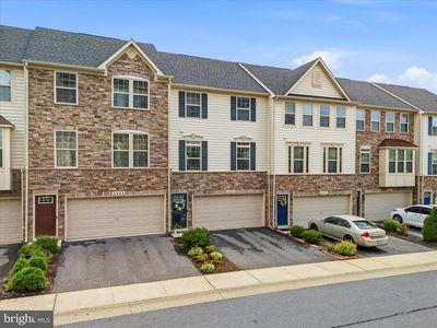 5923 Leben Dr