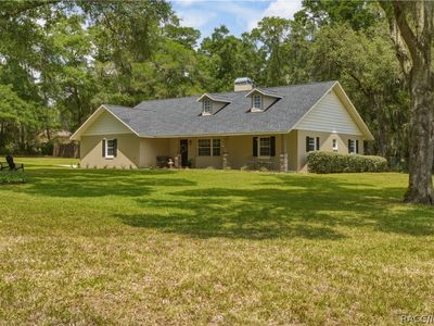 26 Count Fleet Dr