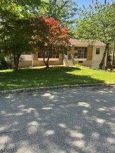 Property at 54 Oak Crest Rd, West Orange, NJ