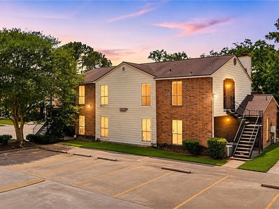 7200 W T C Jester Blvd #4