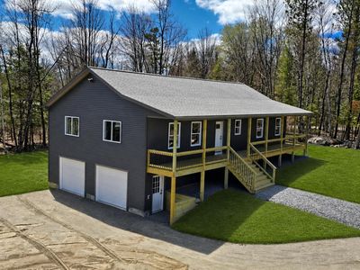 5 Holly Lane