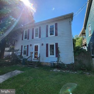 338 C St