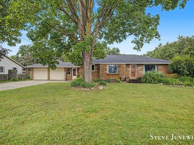 Property at 8261 Cottonwood Dr, Jenison, MI