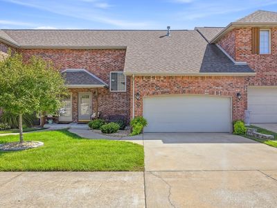 2327 W Chesterfield Boulevard #F