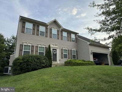 2877 Mahla Ct