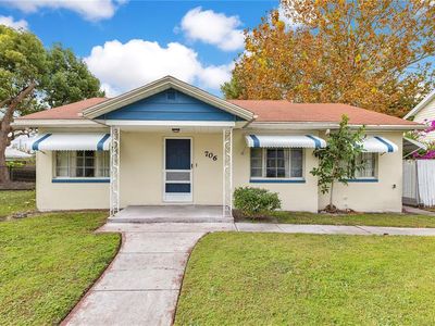 706 Massachusetts Ave