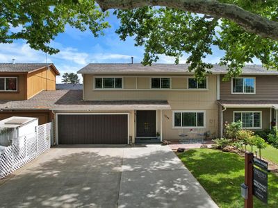 1242 Bacchus Dr