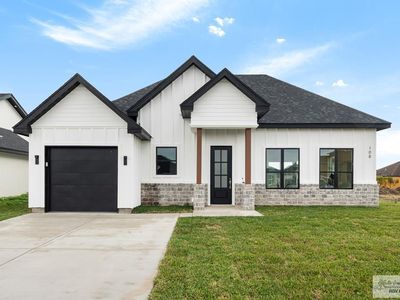108 Orchid Dr