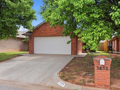 3832 Southwind Ave