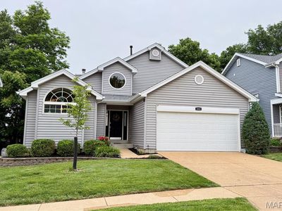 325 Valparaiso Ct