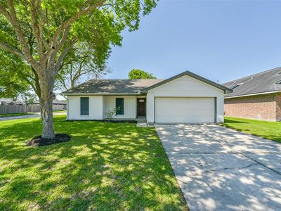 5034 Creekview Dr
