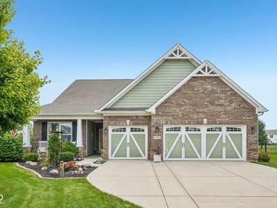 Property at 18083 Kate Ct, Westfield, IN
