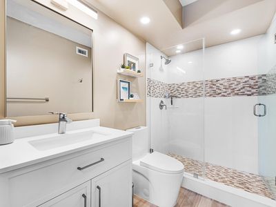 1800 N Andrews Avenue #2B