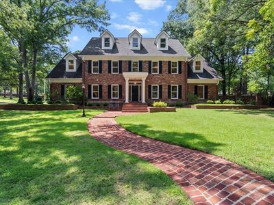 1221 Oak River Rd