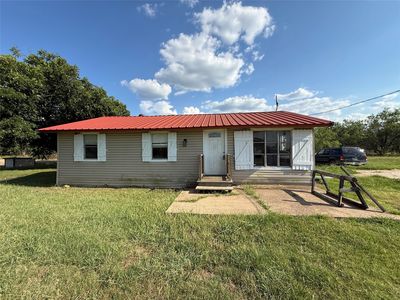 902 Grimes Rd