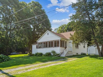 Property at 608 3rd Ave S, Cordova, IL