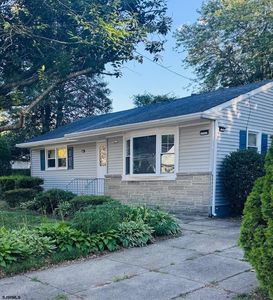 14 Colwick Dr