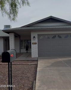 4815 W DESERT COVE Avenue