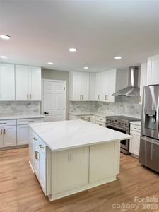 434 Sunnyside Dr SE