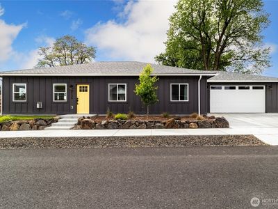 2136 Solara Lane