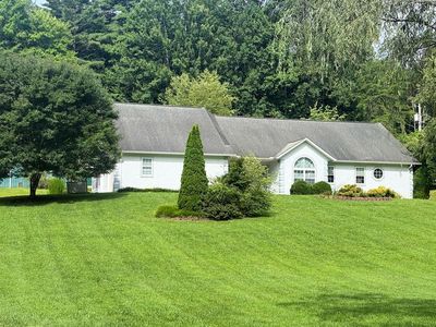 779 Barnett Rd