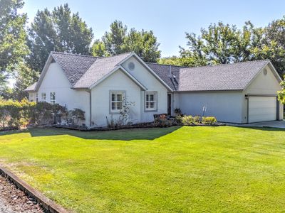 295 Lewis Ln