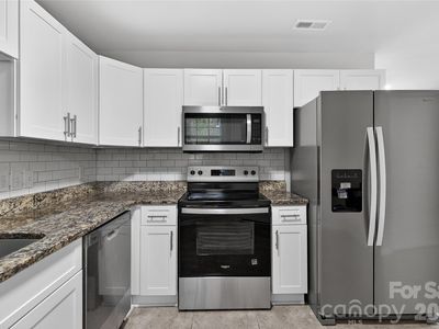 5143 Delivau Dr
