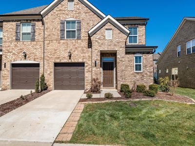 416 Deveron Dr