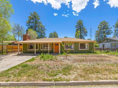 213 E Zuni Dr