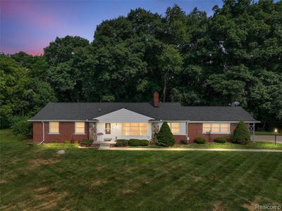 Property at 24800 N Cromwell Dr, Franklin, MI