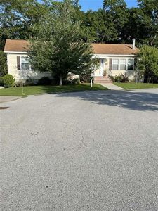 26 Blue Jay St