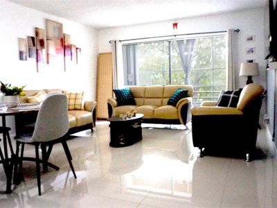 8818 W McNab Rd APT 303
