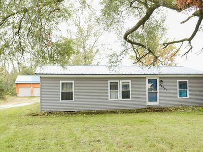 20901 Eleven Mile Rd