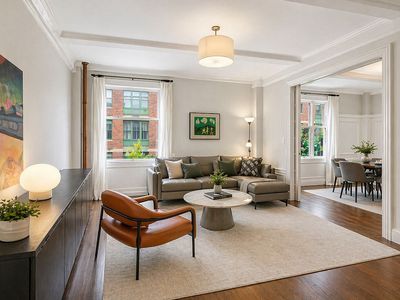 203 W 81st St APT 4A