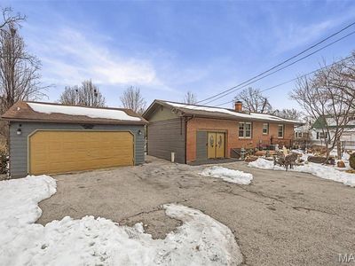 1102 Sheehan Ln